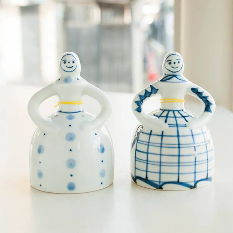 梅山窯のベル人形が入荷しました